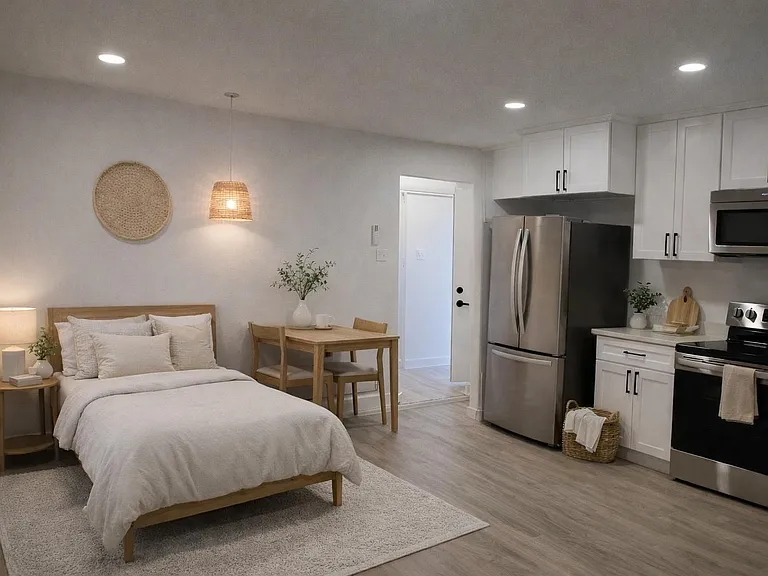 5602 Circlegate Dr #B — Photo 1