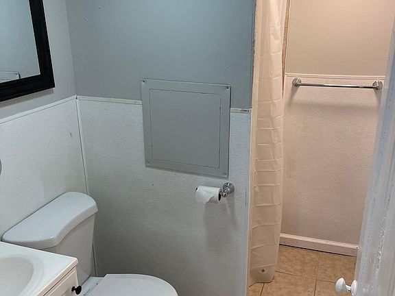 3rd image of 29 120th St #29