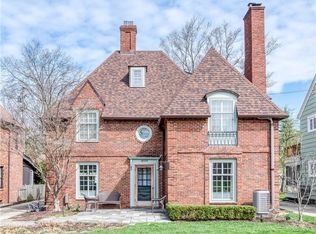18009 Fernway Rd, Shaker Heights, OH 44122