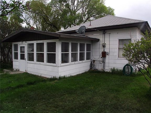 2nd image of 301 Central Ave S
