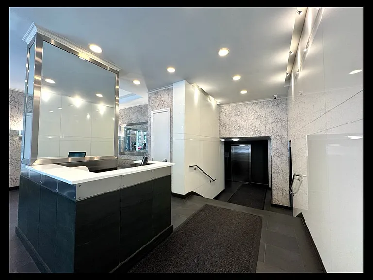 405 E 56th St #9O — Photo 7