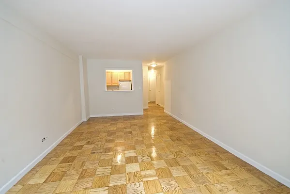 Rented by MNS | media 22