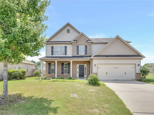 7 Chatham Ct, Easley, SC 29642