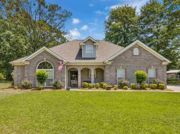 6608 Little Cahaba Cv, Leeds, AL 35094