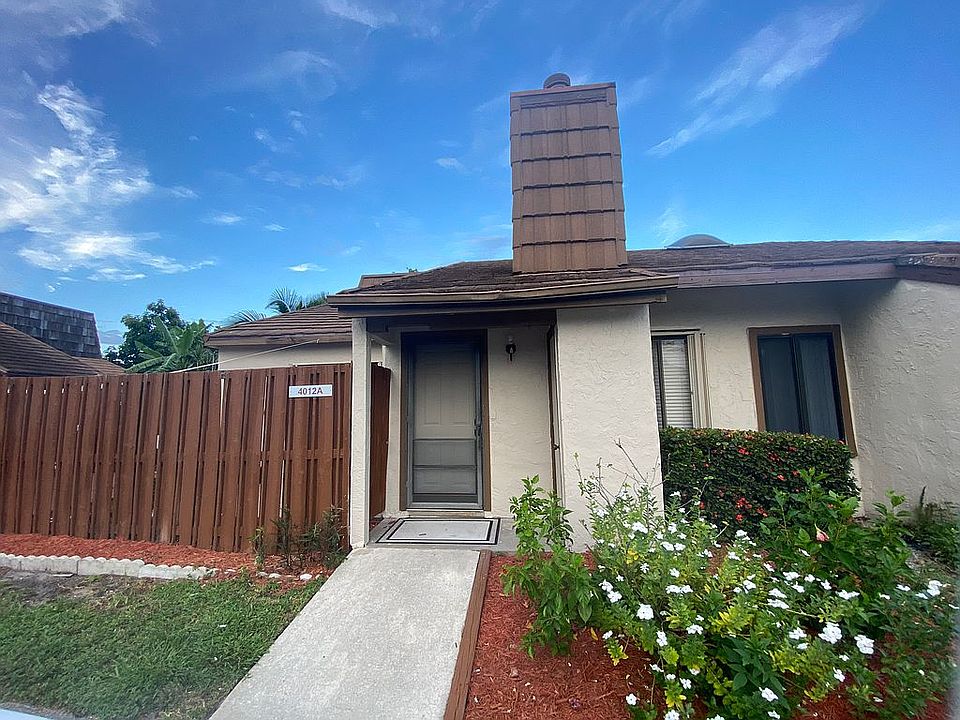 1st image of 4012 Palm Bay Cir APT A