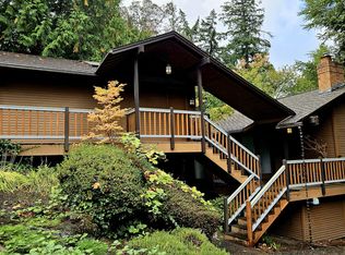 5615 80th Ave SE, Mercer Island, WA 98040