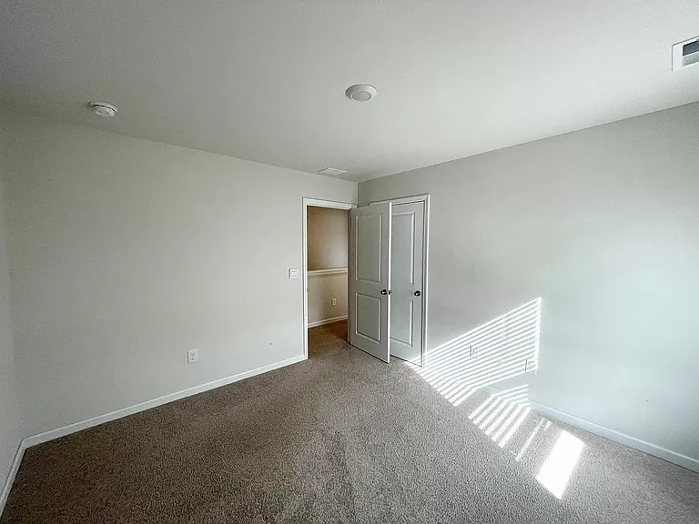 1048 Flintshire Dr — Photo 28