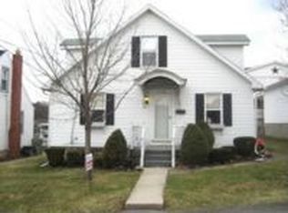 228 S Shupe St, Mount Pleasant, PA 15666