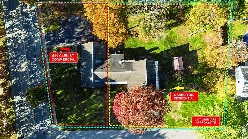 3rd image of 6 Arbor Dr / 591 Glen St