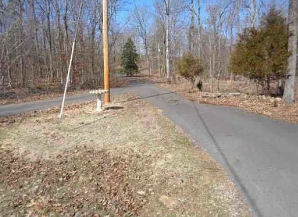 2nd image of 129 Sheba Ln
