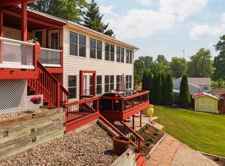 1236 White Lake Rd, Pleasant Lake, MI 49272