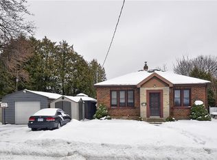 121 Chalmers St N, Cambridge, ON N1R 5C1
