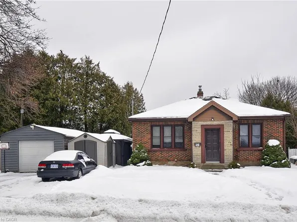 121 Chalmers St N, Cambridge, ON N1R 5C1