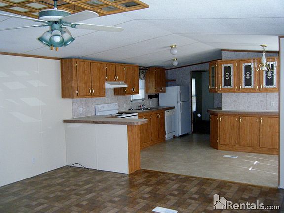2nd image of 225 Northaven Ln