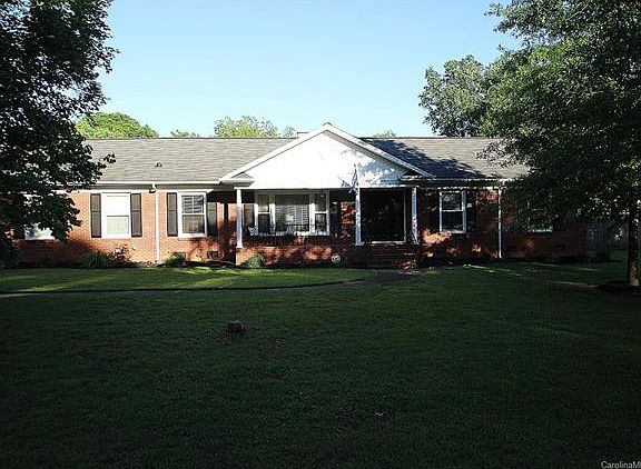 2nd image of 4724 Maple Knoll Ave