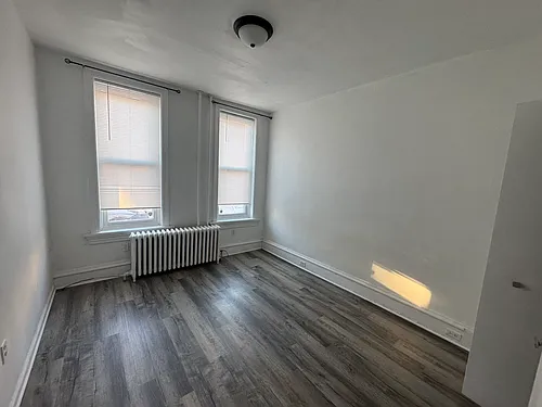 29 N 8th St #1 Photo 1