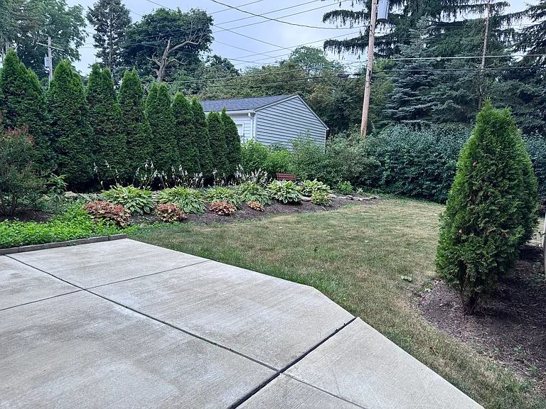 69 Berryman Dr — Photo 26
