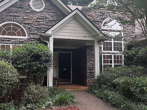 2nd image of 2803 Wellsly Ct NW