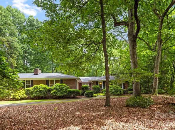 2038 Skyway Dr, Monroe, NC 28110