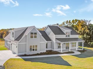 106 Red Oak Ln, Carrollton, GA 30116