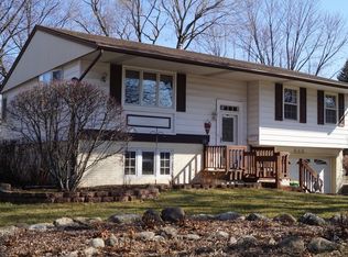 646 Bernard Dr, Buffalo Grove, IL 60089