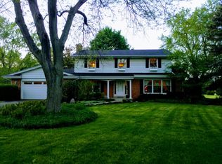 3200 W Mulberry Dr, Mequon, WI 53092