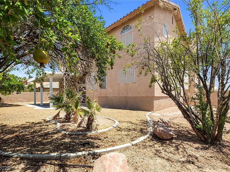 3775 Emerald Bay Cir — Photo 37