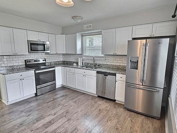 3rd image of 613 Folkstone Way #1