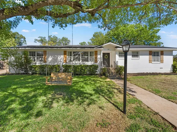 1117 Rambler Dr, Waco, TX 76710