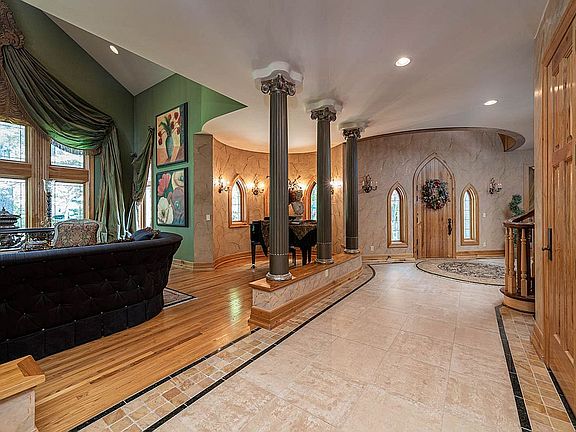 5th image of 71346 Covington Bluff Ln