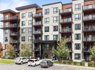 300 Essa Rd #103, Barrie, ON L9J0B9