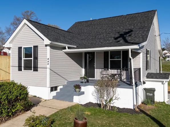 422 Grubert Ave, Staunton, VA 24401