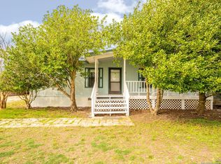 733 Mosel Rd, Harper, TX 78631