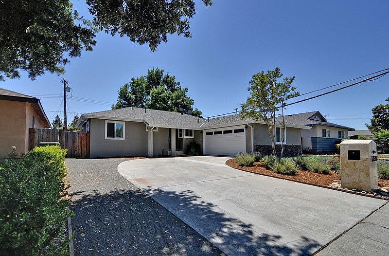 1st image of 2039 Coolidge Dr