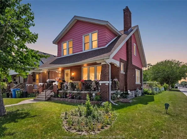 1407 Hall Ave, Windsor, ON N8X 4R5