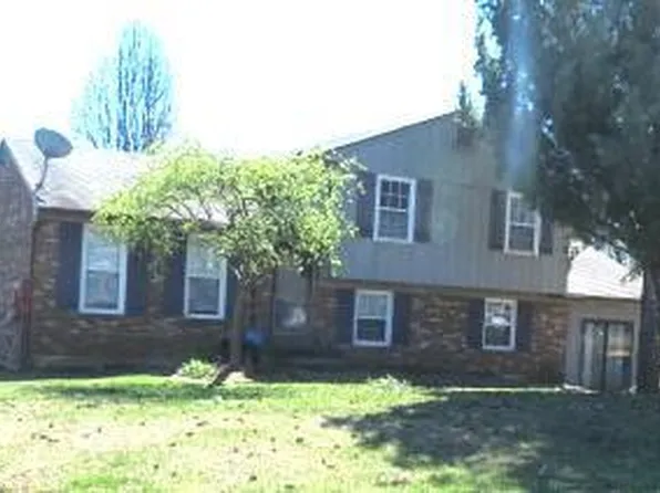 11906 Wide Spring Ct, Coldstream, KY 40245