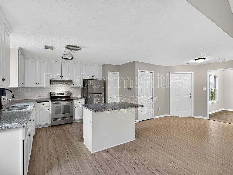 16350 Many Trees Ln — Photo 22