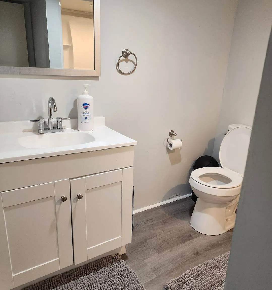 517B Hayes Ave — Photo 2