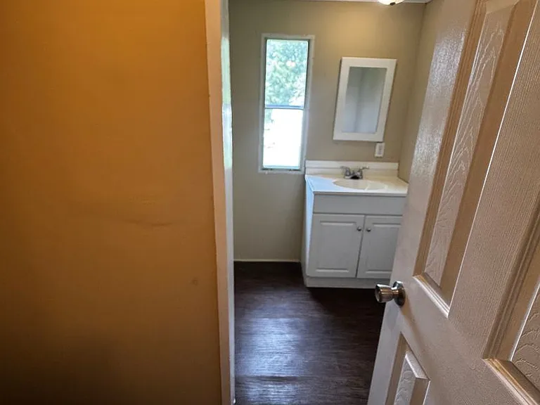 213-6 Bell Rd — Photo 8