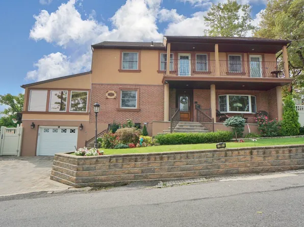 19 Park Lane image 1 of 15