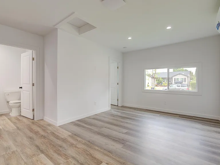 20650 Cantlay St — Photo 9