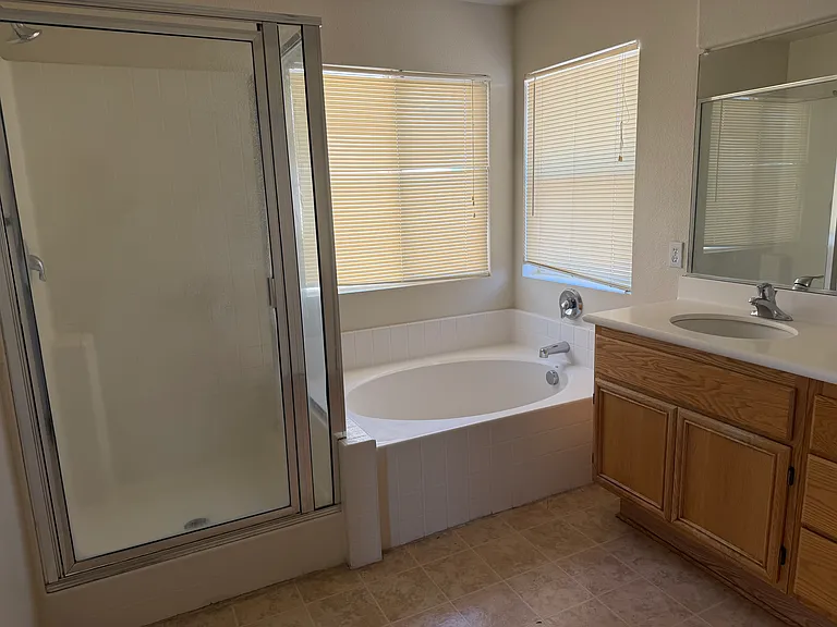 12445 Freeport Dr — Photo 18