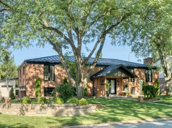 3600 Huntington Ave, Windsor, ON N9E 3N3