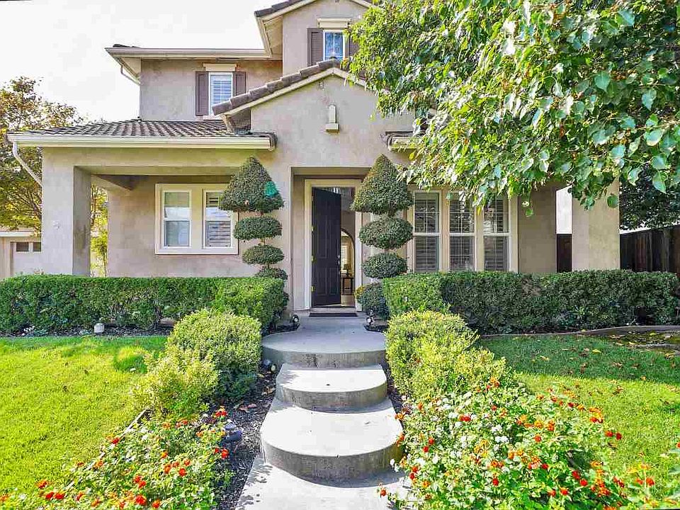 1st image of 6092 Riverbank Cir
