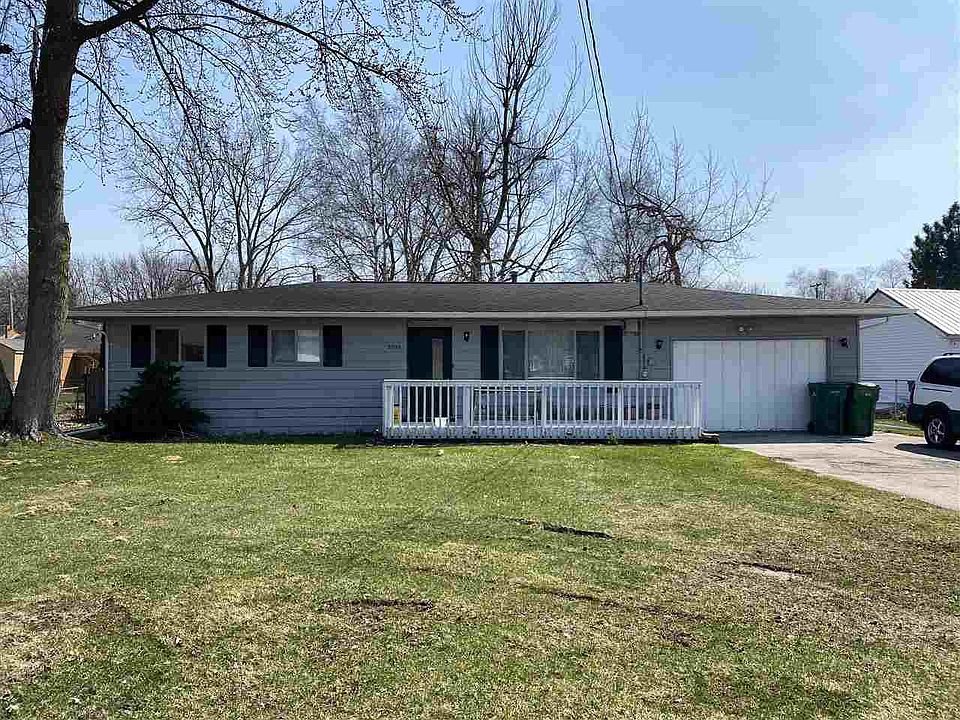 1st image of 3958 Kawkawlin River Dr