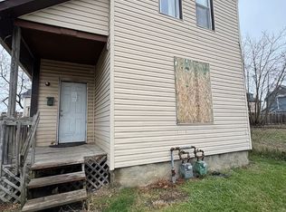 1055 Yale St #1, Akron, OH 44301