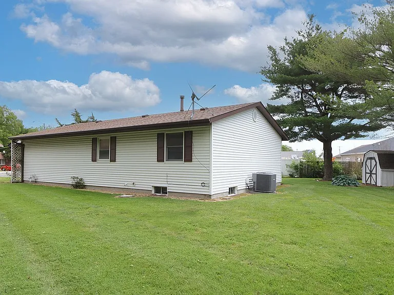 Parkview Dr — Photo 19