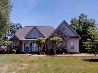 560 Rockholt Ln, Georgetown, TN 37336