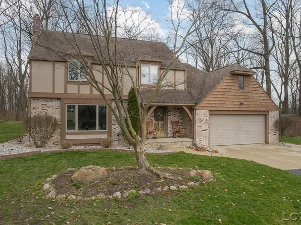4388 Marathon Heights Ct, Adrian, MI 49221