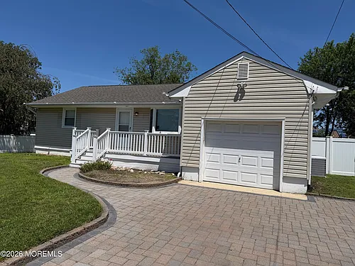 2305 Oak Tree Rd Photo 1